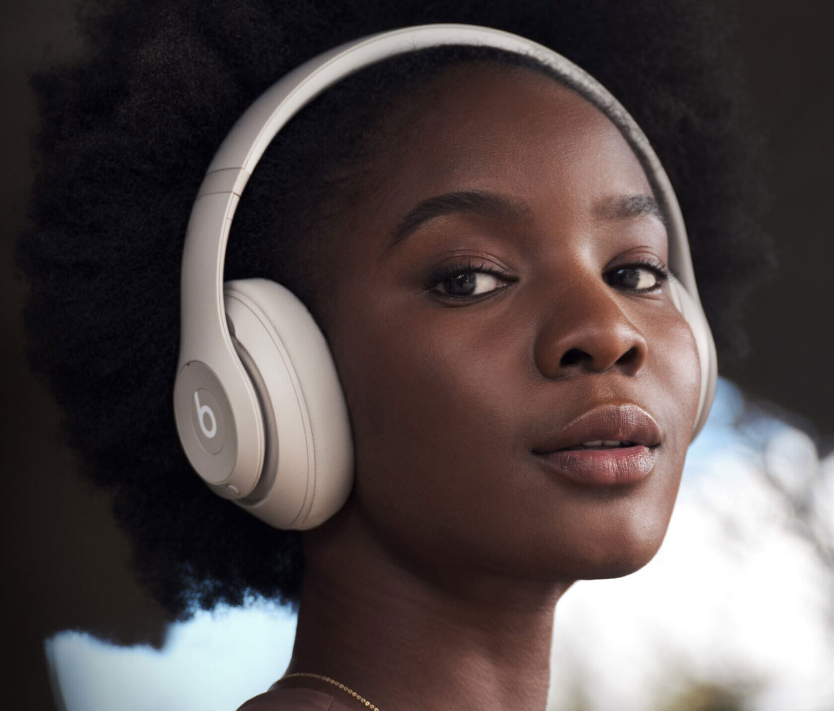 studiopro-pdp-p01.jpg.large.2x