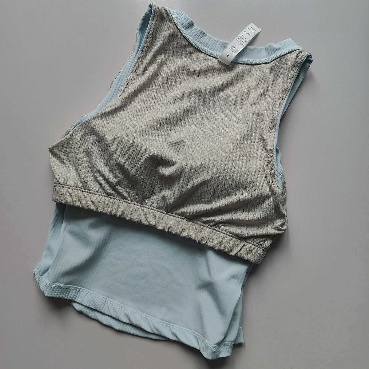 Women’s Seamless Ribbed V-Neck Sports Tank Top – Sleeveless Crop Gym Vest for Yoga, Running & Fitness