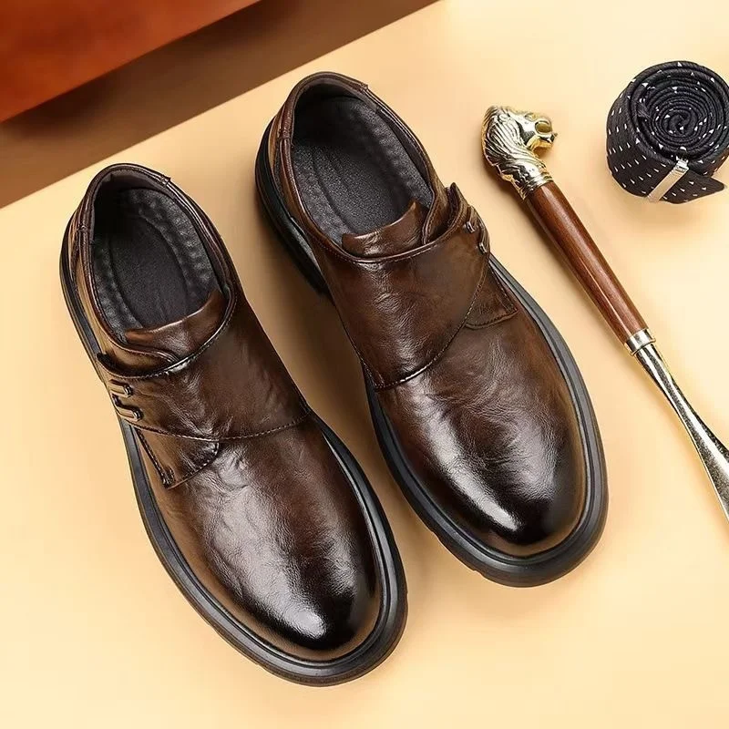 Men’s Black Leather Velcro Shoes – Breathable Low-Top Comfort Trainers