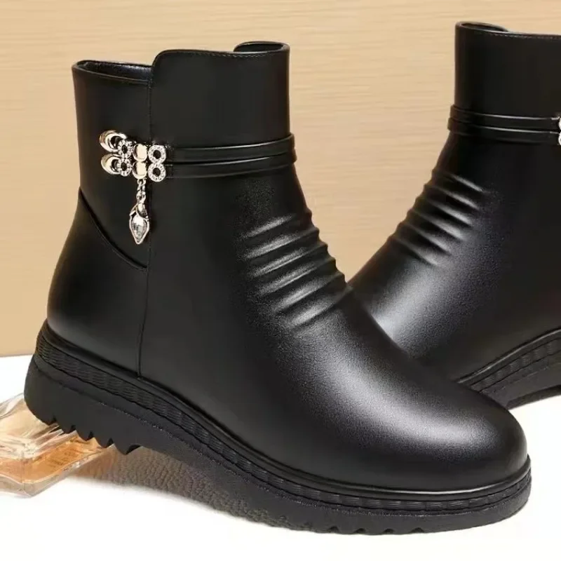 Women’s Genuine Leather Snow Boots – Winter Wool Lined Ankle Boots